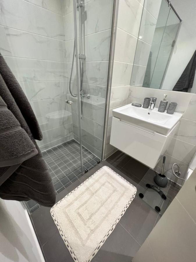 The Lennox Luxury Apartment Accra Kültér fotó