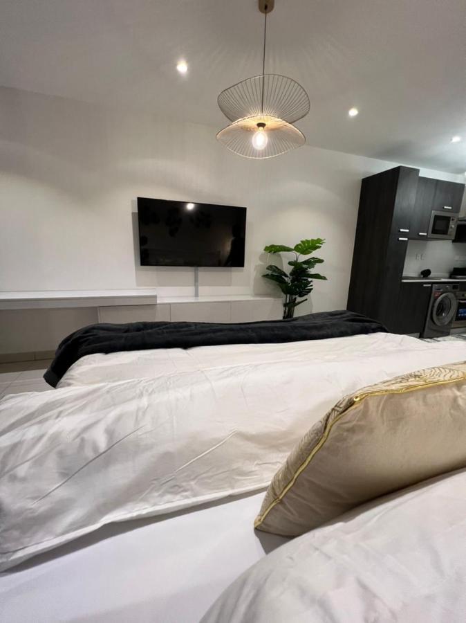 The Lennox Luxury Apartment Accra Kültér fotó