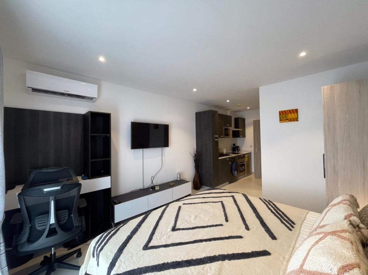 The Lennox Luxury Apartment Accra Kültér fotó